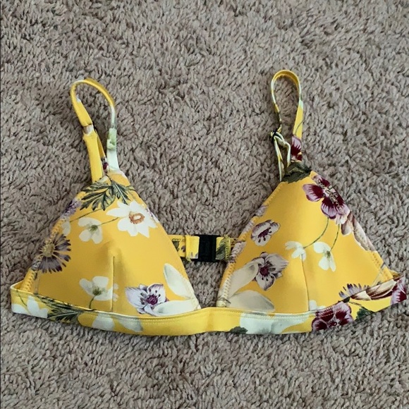 triangl swimwear Other - Triangl Yellow Floral Bikini Top